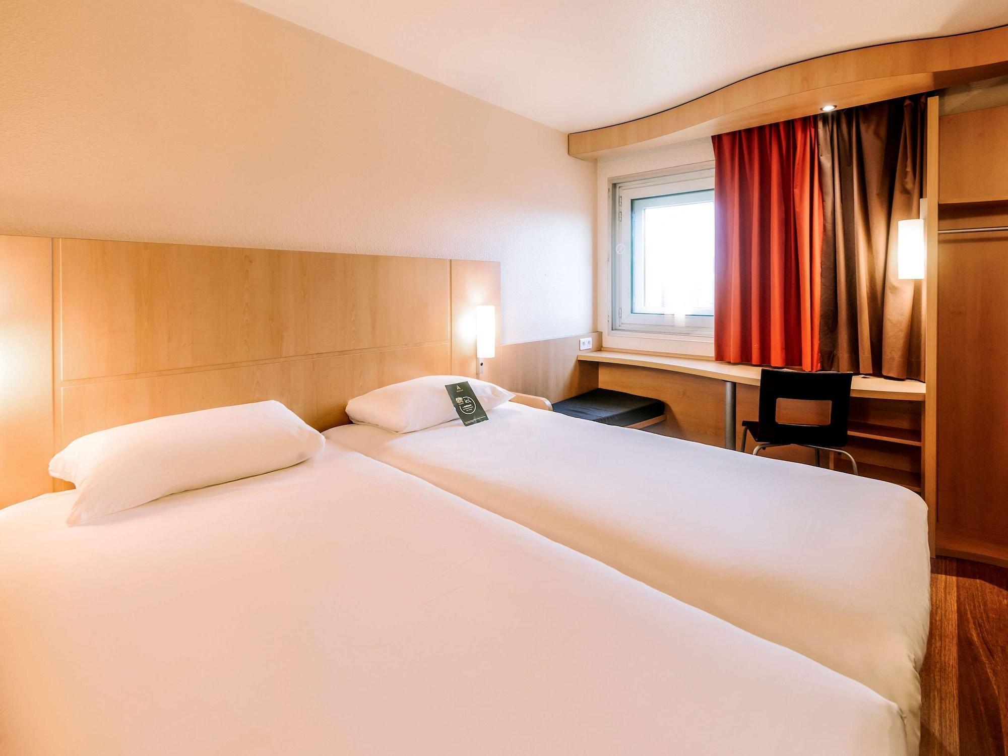 Ibis Avignon Centre Gare Hotel Екстериор снимка