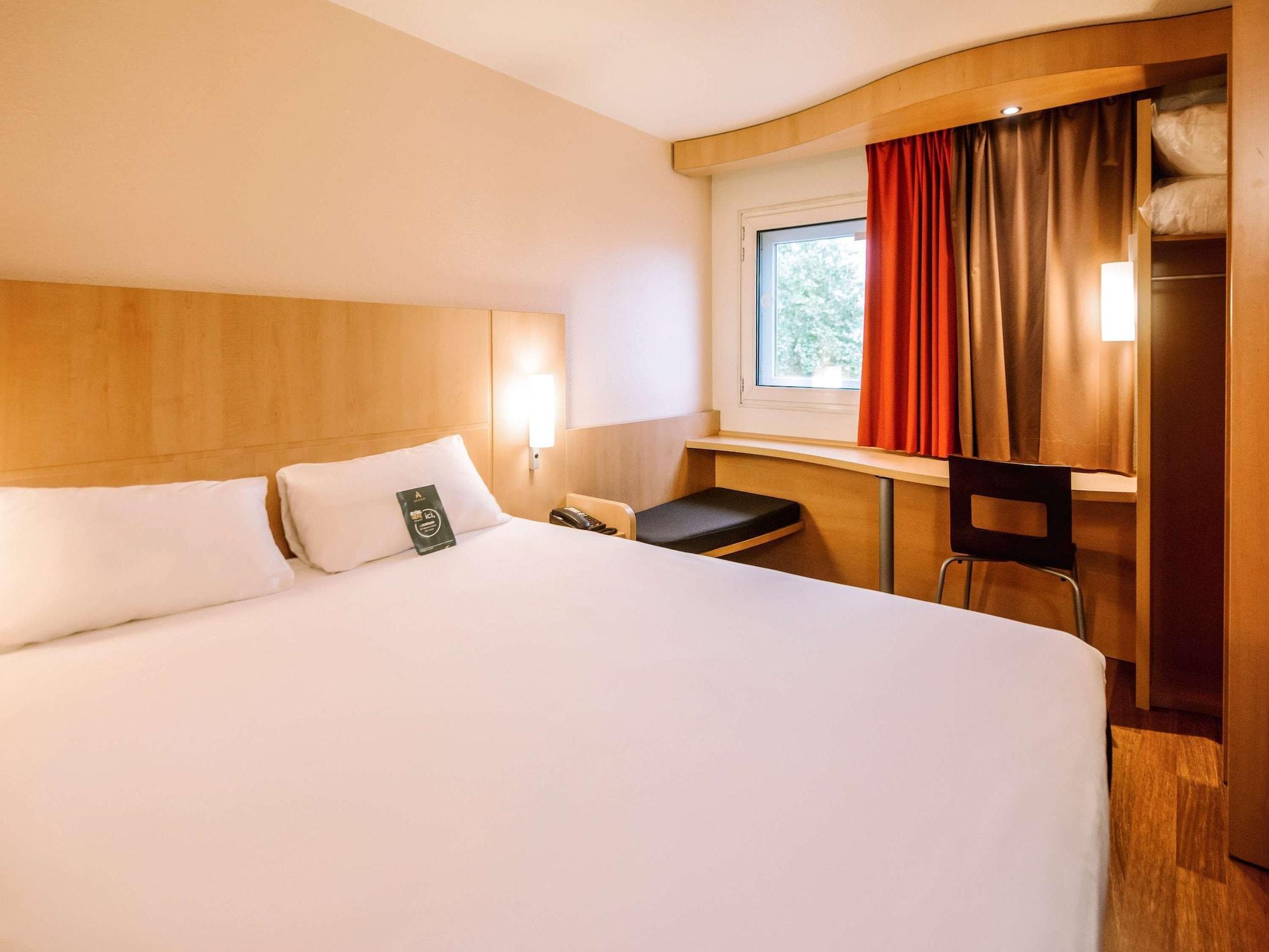 Ibis Avignon Centre Gare Hotel Екстериор снимка